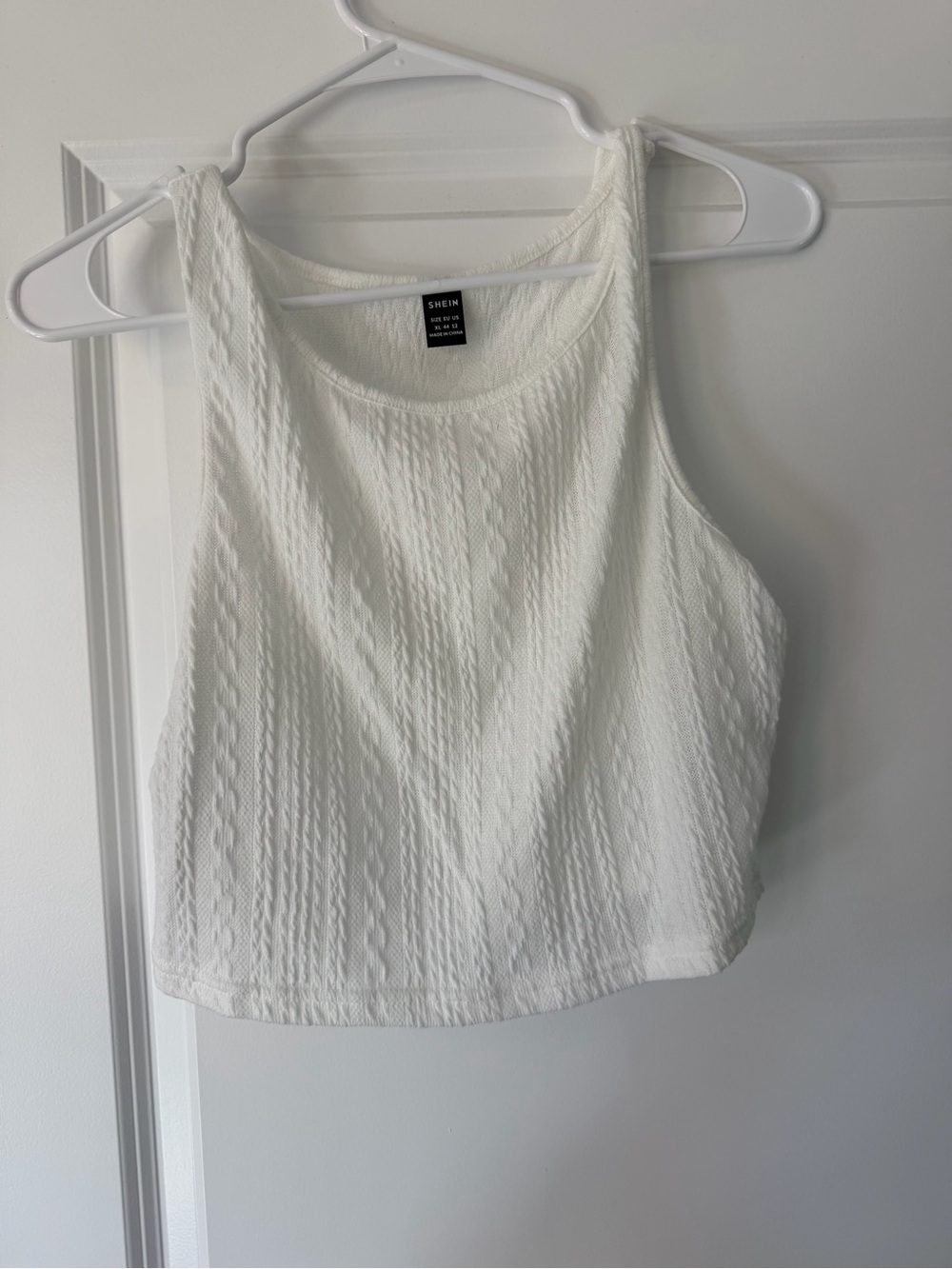SHEIN White Textured Cable-Knit Cropped Tank